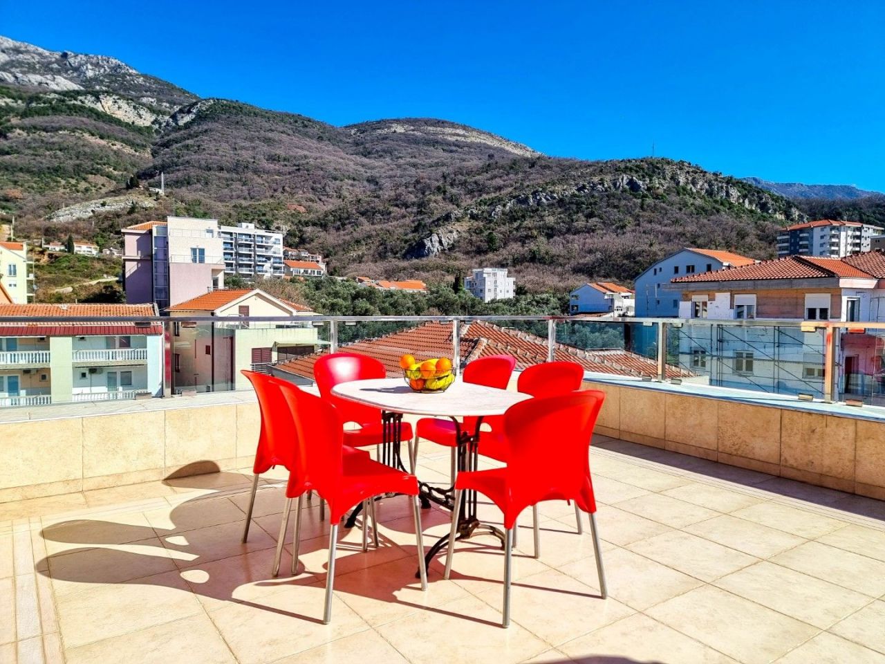 Piso en Becici, Montenegro, 106 m² - imagen 17