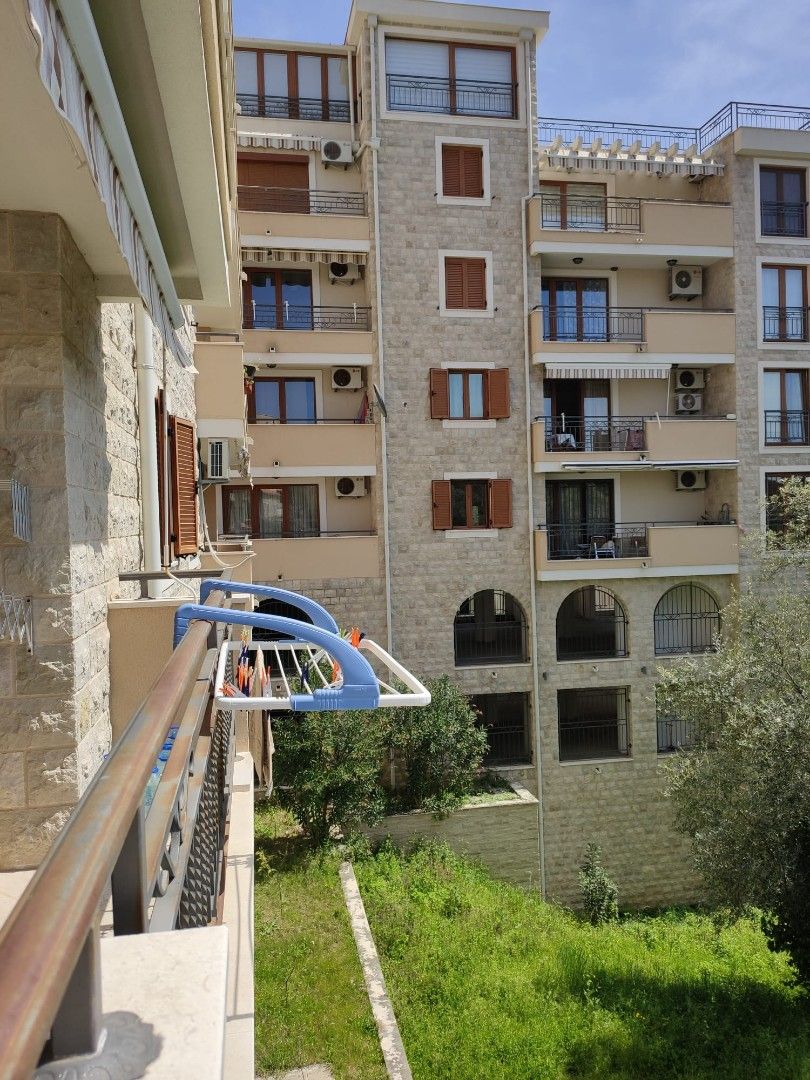 Piso en Petrovac, Montenegro, 121 m² - imagen 2