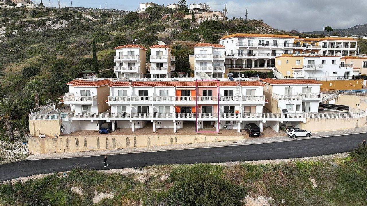 Townhouse in Peyia, Cyprus, 100 m² - picture 1
