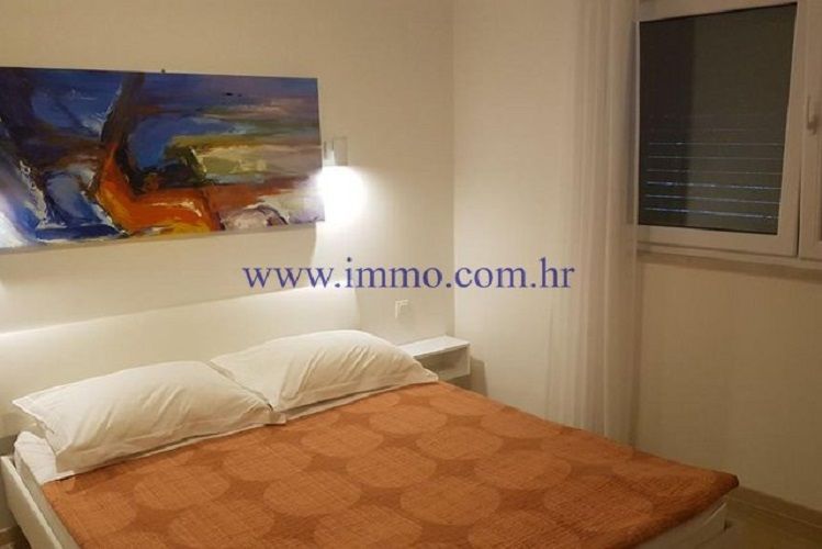 Maison à Trogir, Croatie, 480 m² - image 5