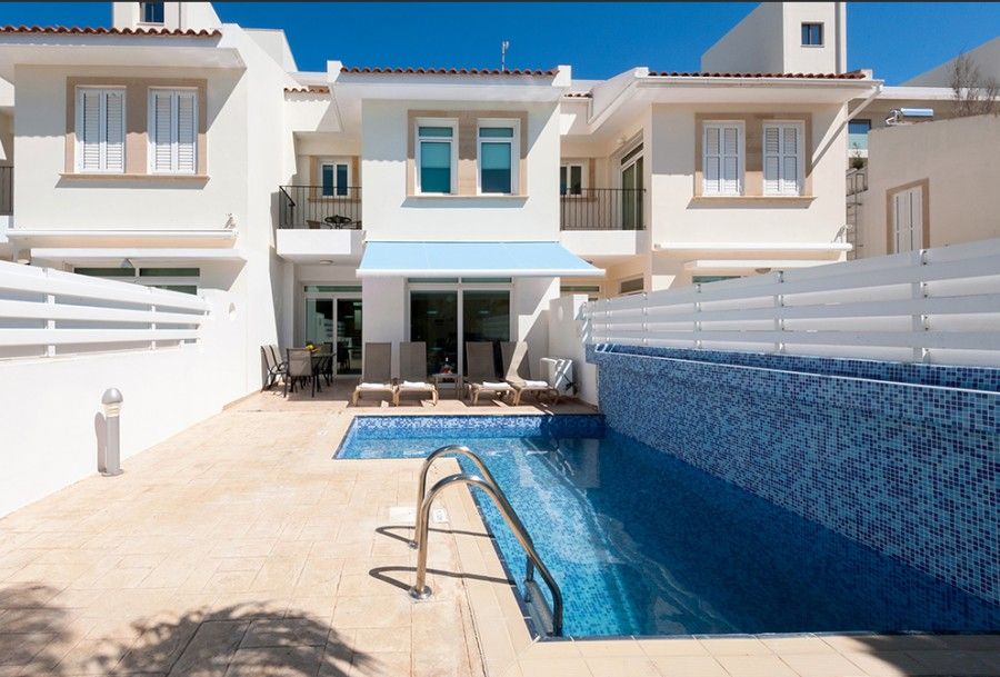 Villa à Protaras, Chypre, 100 m² - image 1