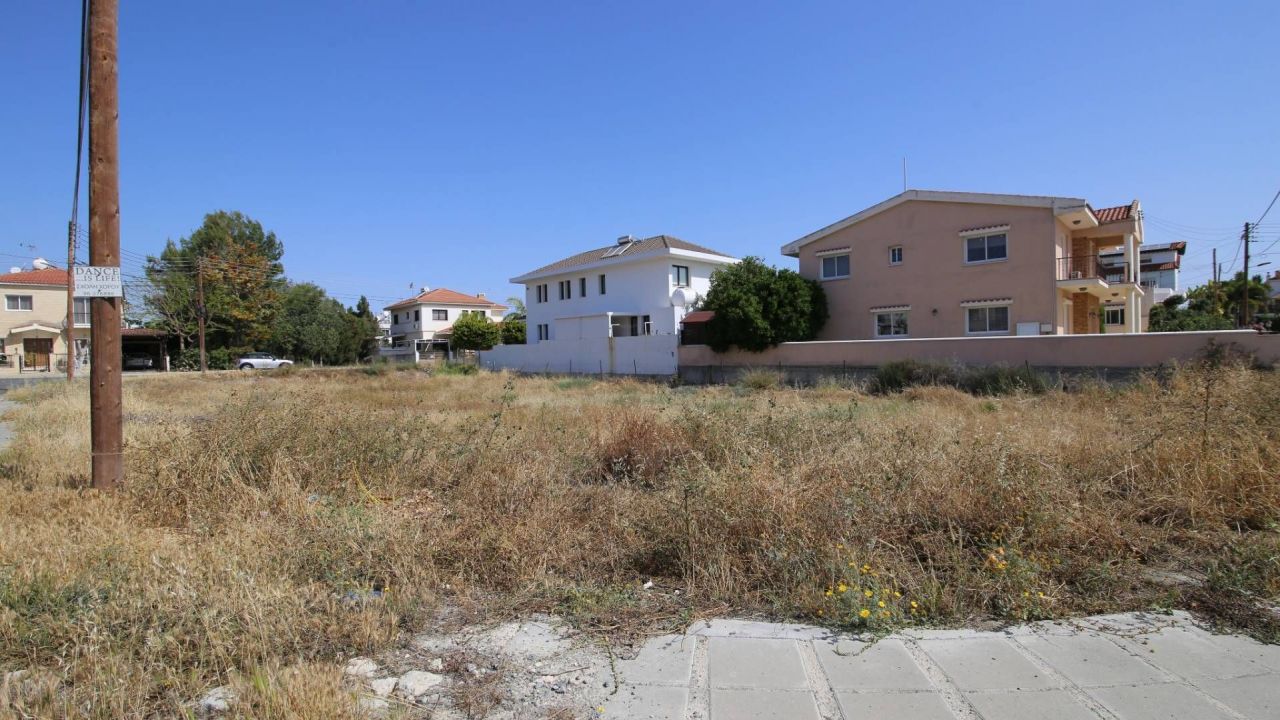 Land in Larnaca, Cyprus, 504 m² - picture 1