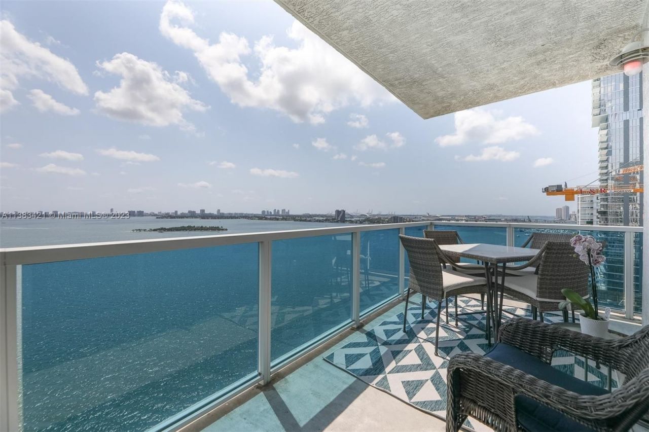 Loft in Miami, USA, 150 m² - picture 5