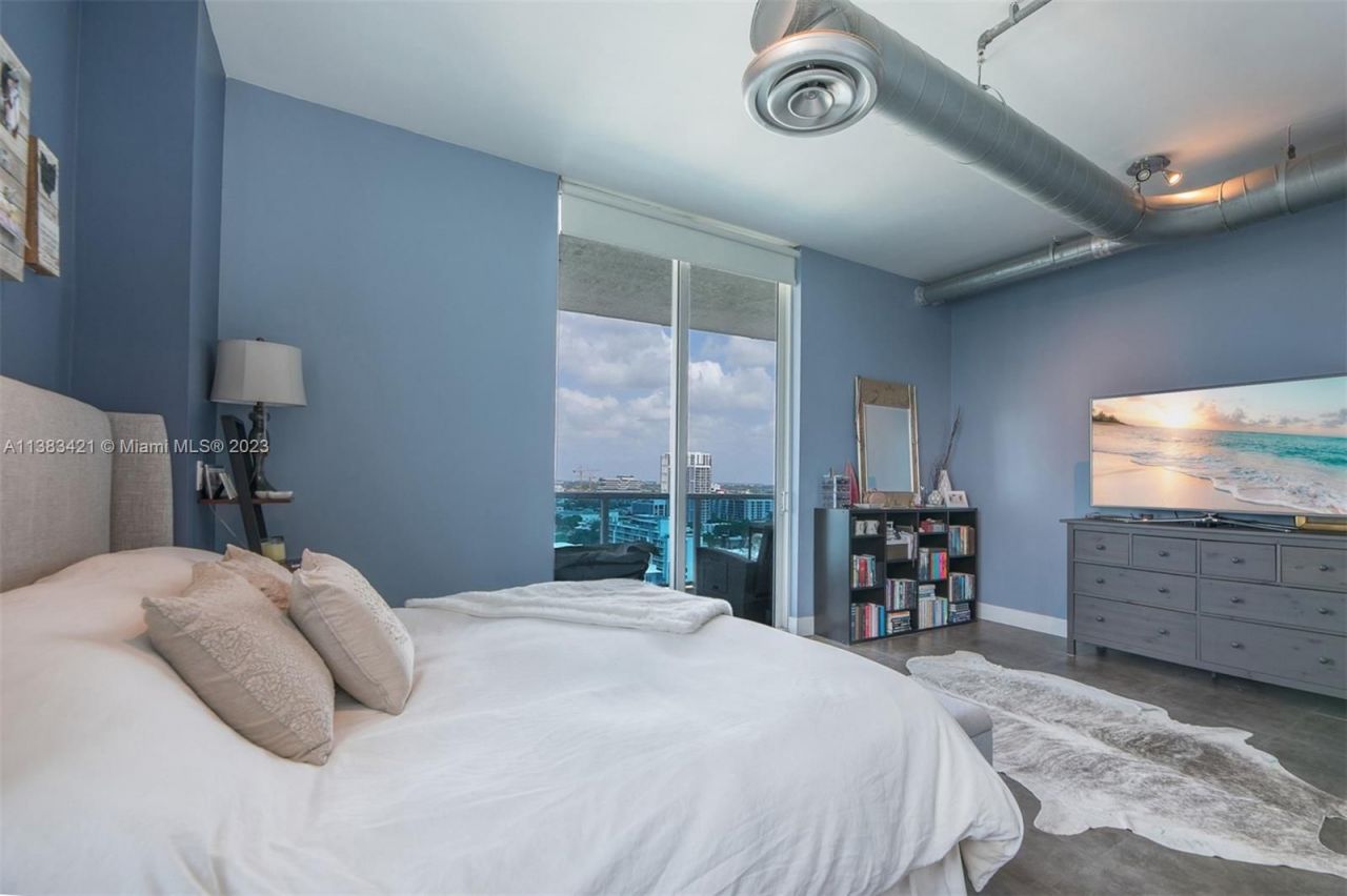 Loft in Miami, USA, 150 m² - picture 8