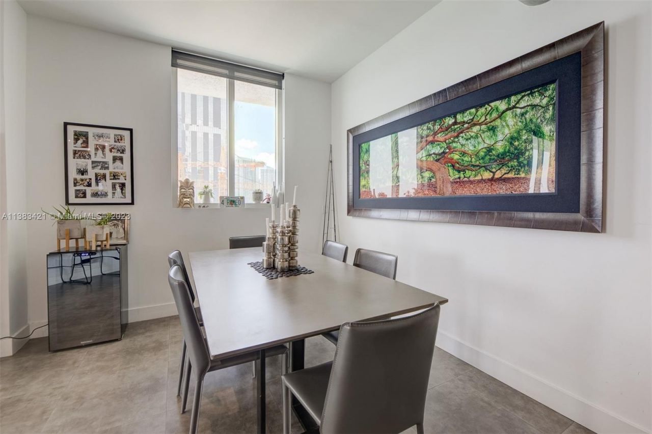 Loft in Miami, USA, 150 m² - picture 12