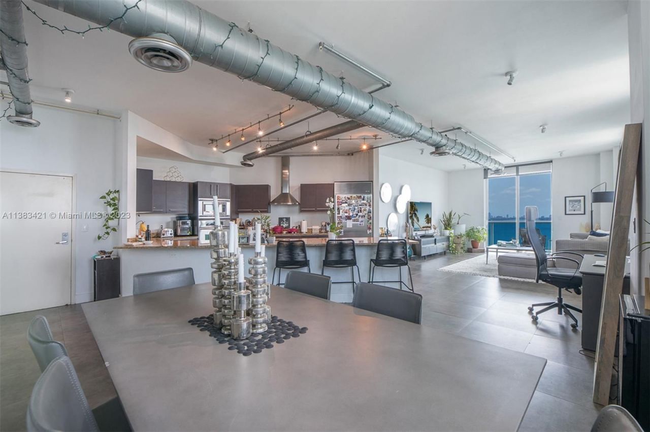 Loft in Miami, USA, 150 m² - Foto 1