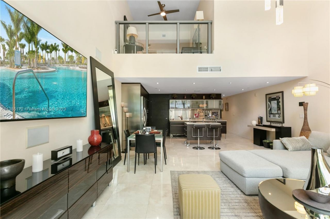 Casa adosada en Miami, Estados Unidos, 160 m² - imagen 15