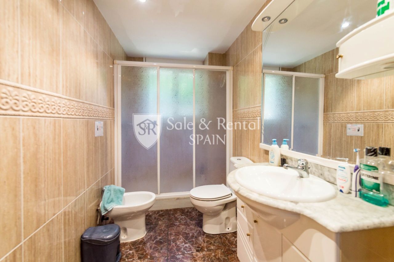 Villa in Lloret de Mar, Spain, 464 m² - picture 11