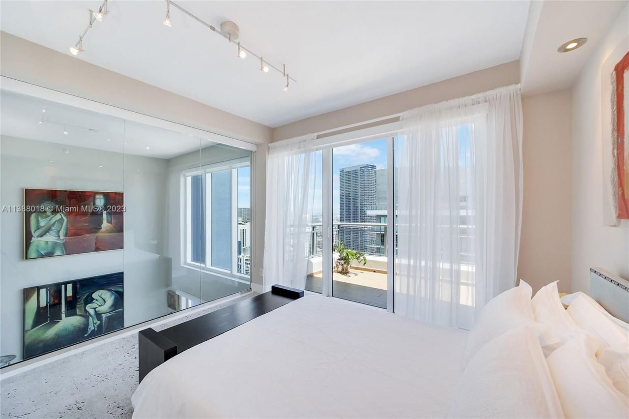 Penthouse in Miami, USA, 130 m² - picture 7