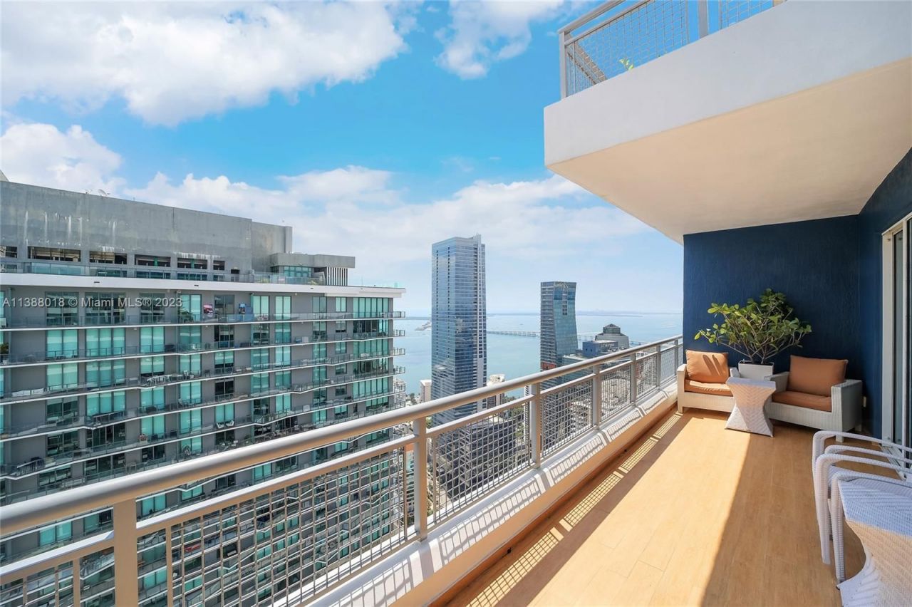 Penthouse in Miami, USA, 130 m² - picture 10