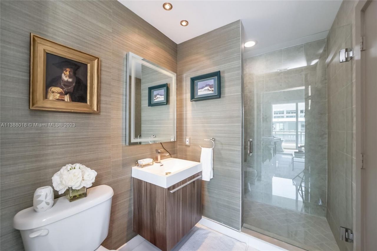 Penthouse in Miami, USA, 130 m² - picture 11