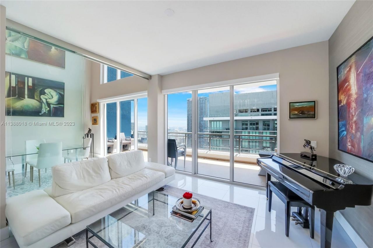 Penthouse in Miami, USA, 130 m² - picture 13