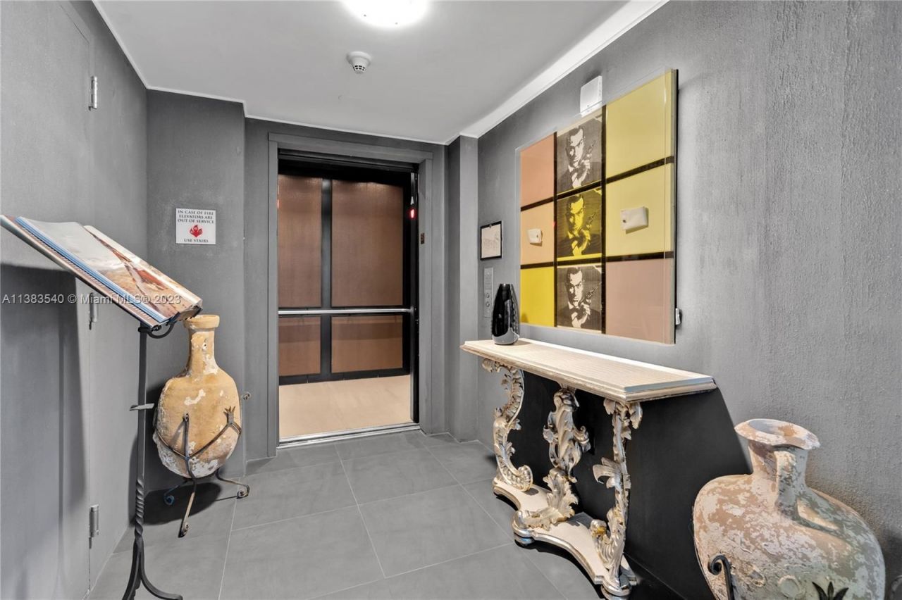 Piso en Miami, Estados Unidos, 150 m² - imagen 4