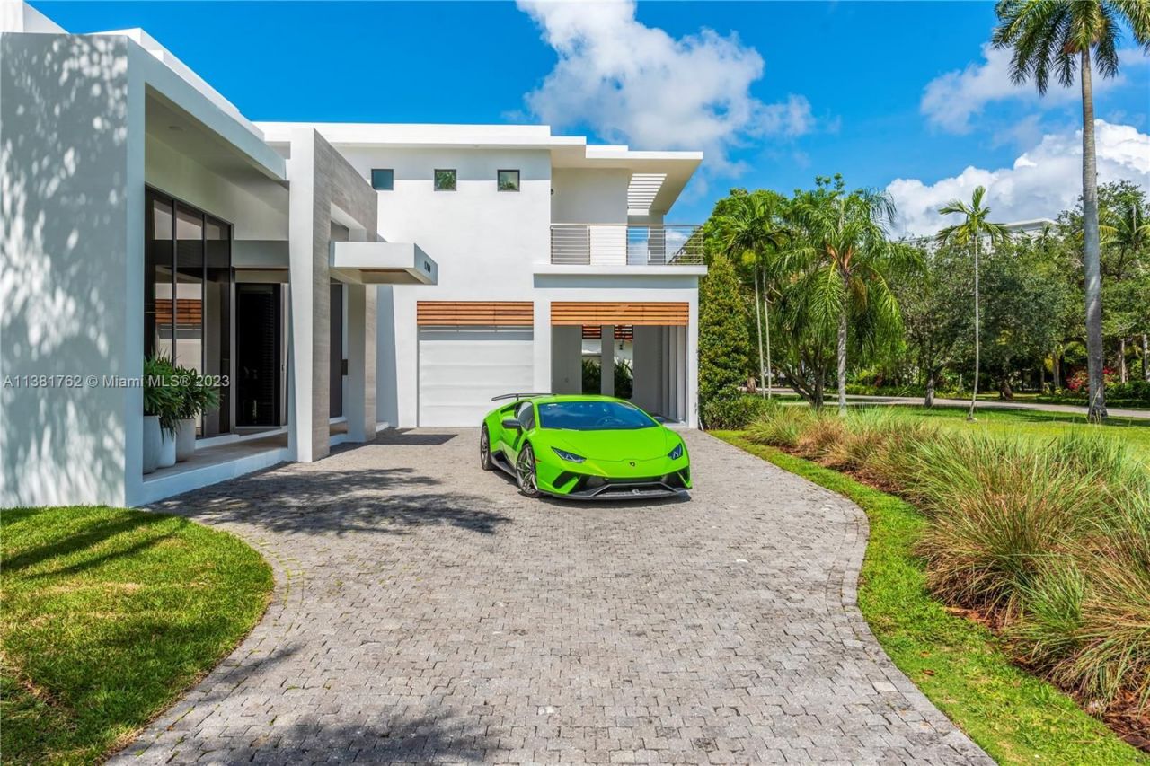 Villa en Miami, Estados Unidos, 400 m² - imagen 1