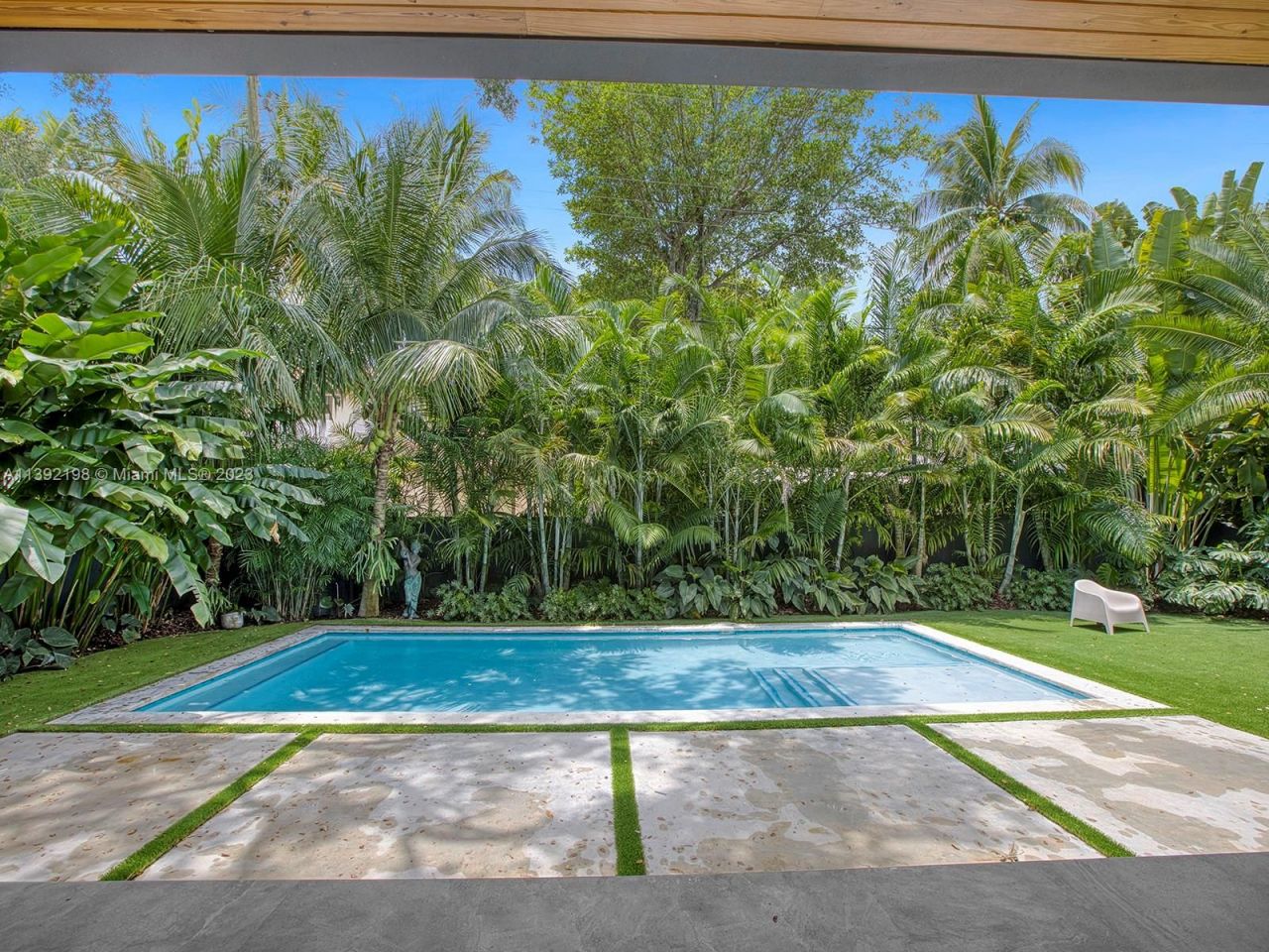 Casa en Miami, Estados Unidos, 400 m² - imagen 2