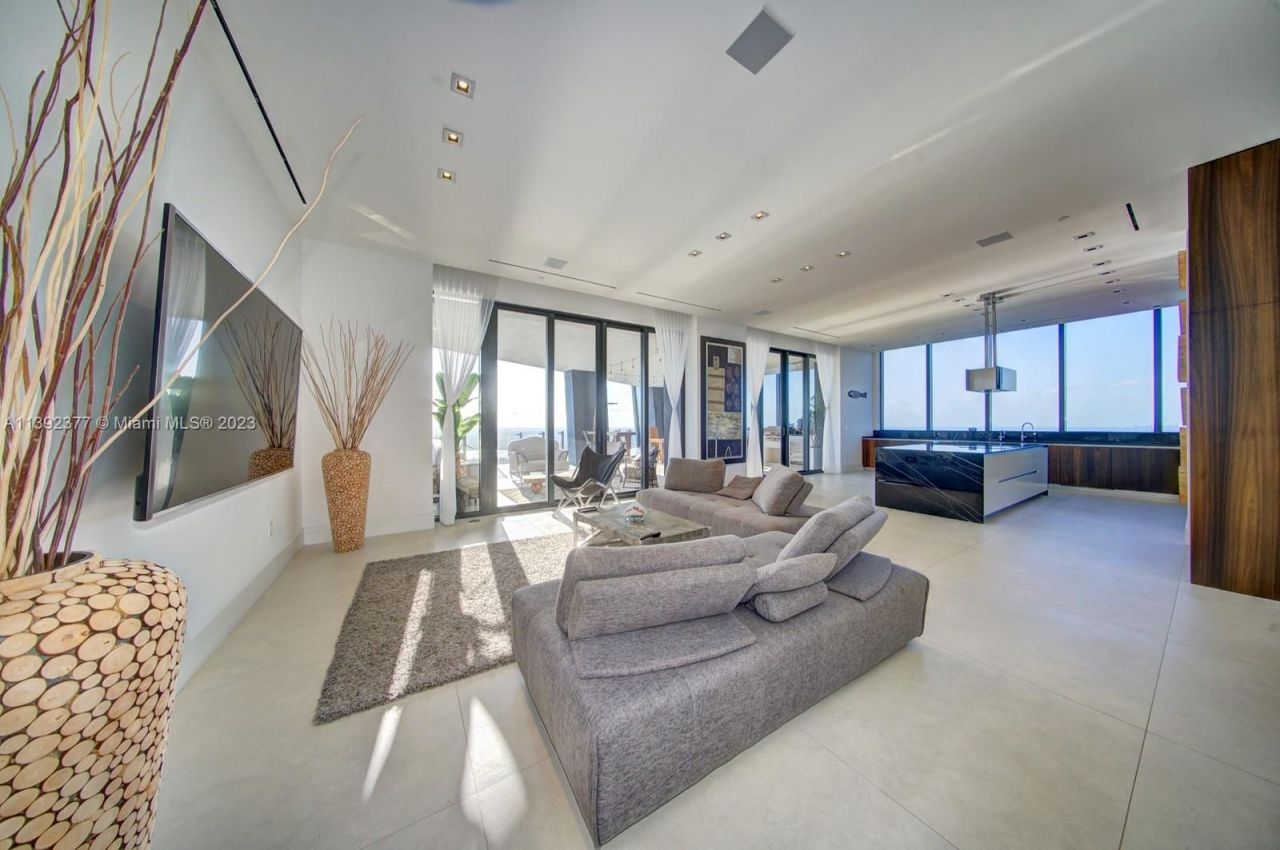 Apartamento en Miami, Estados Unidos, 200 m² - imagen 4