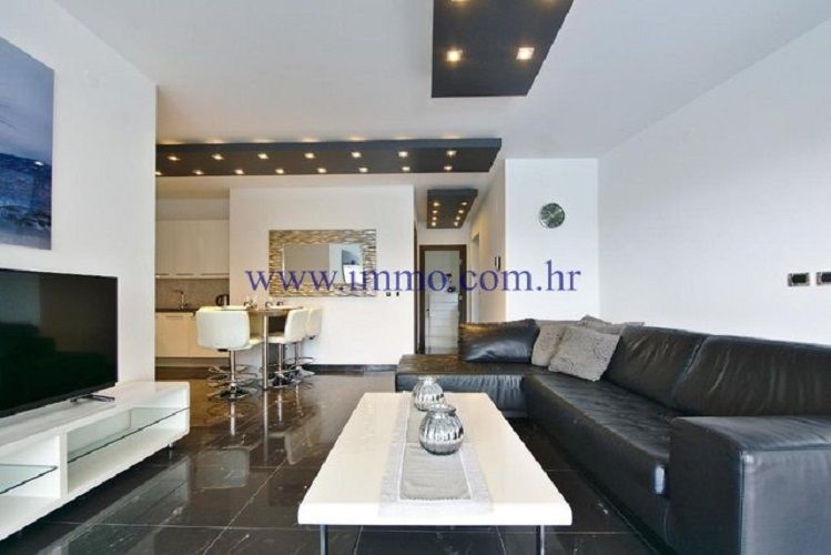 Villa a Opatija, Croazia, 763 m² - foto 10