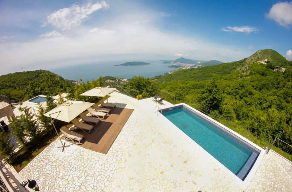 Villa in Sveti Stefan, Montenegro, 270 m² - picture 3