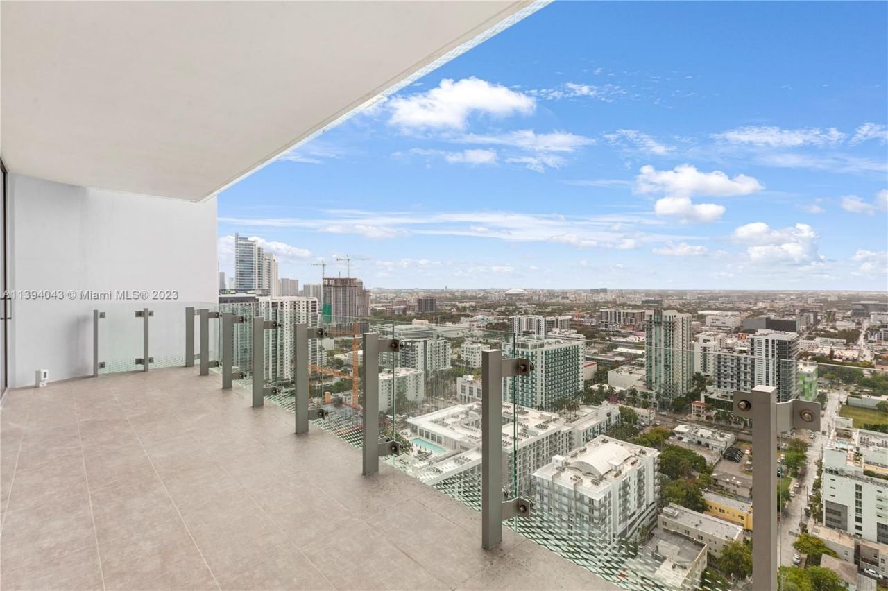 Flat in Miami, USA, 100 m² - picture 9