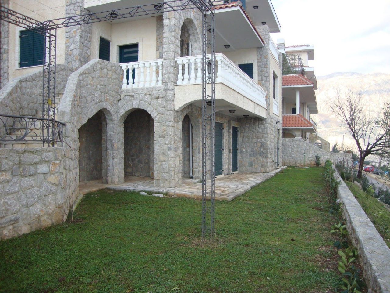 Villa à Kostanjica, Monténégro, 235 m² - image 1