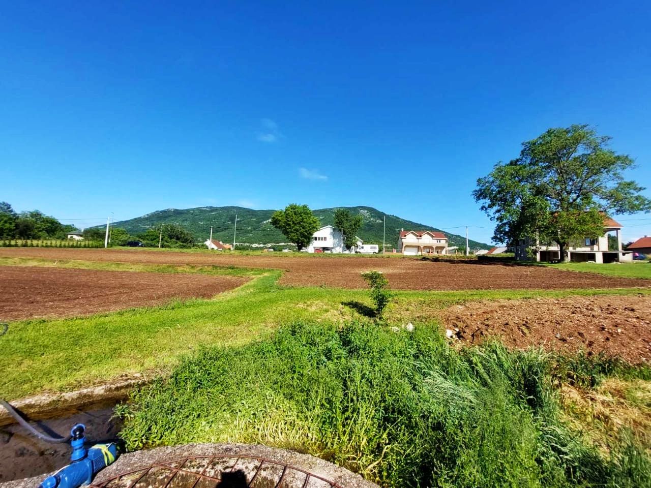 Terreno a Nikšić, Montenegro, 6 085 m2 - foto 4