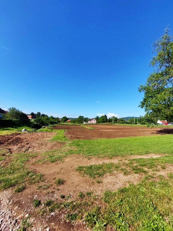 Terreno a Nikšić, Montenegro, 6 085 m2 - foto 9