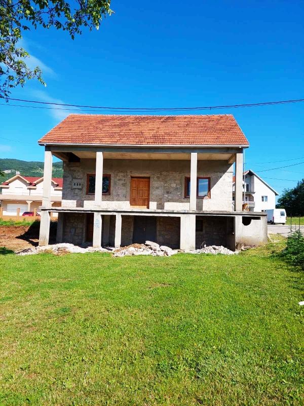 Terreno a Nikšić, Montenegro, 6 085 m2 - foto 15