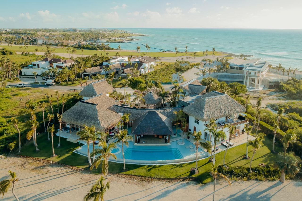 Villa en Cap Cana, República Dominicana, 1 750 m² - imagen 1