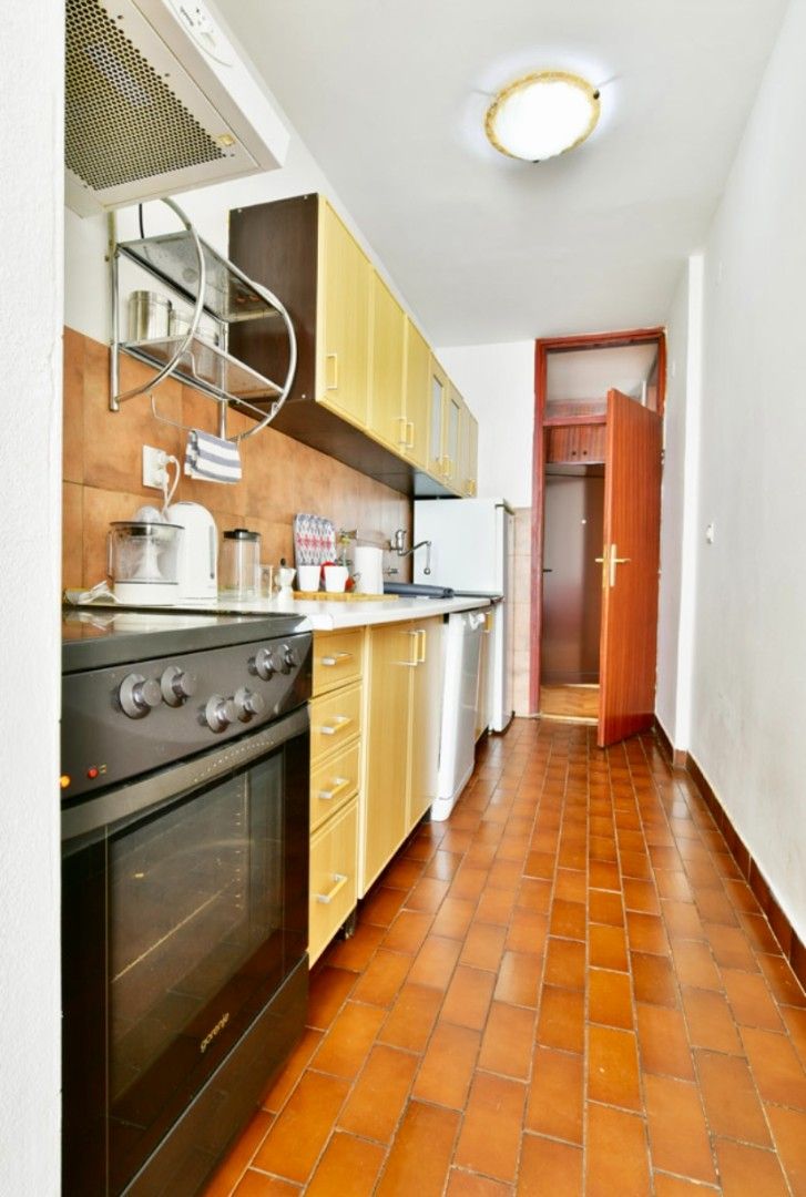 Flat in Bar, Montenegro, 103 m² - picture 5