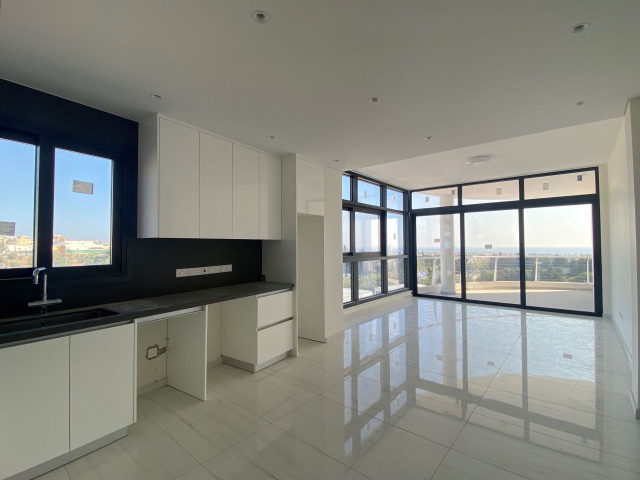 Appartamento a Paphos, Cipro, 160 m² - foto 4