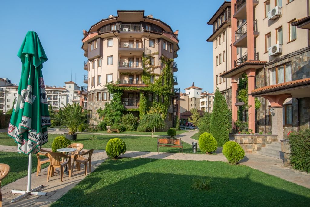 Hôtel à Varna, Bulgarie, 11 365 m² - image 2