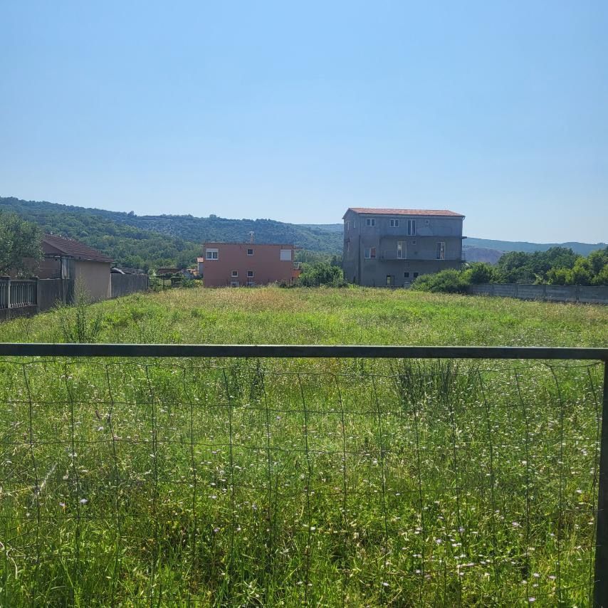 Terrain à Ljesevici, Monténégro, 1 632 m² - image 1