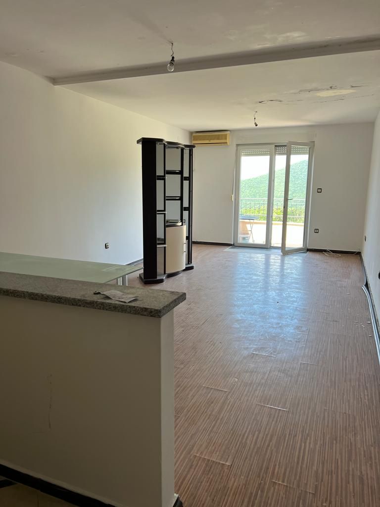 Flat in Budva, Montenegro, 90 m² - picture 11