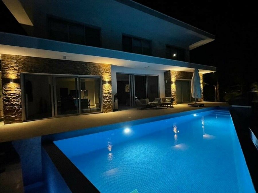 Villa en Limasol, Chipre, 375 m² - imagen 1