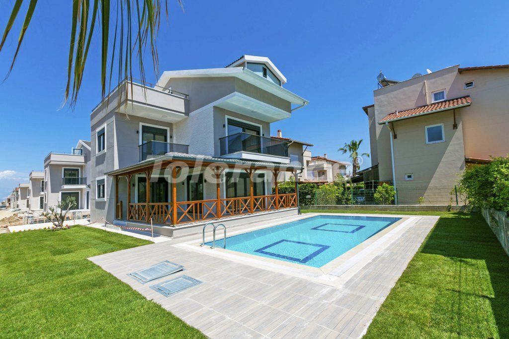 Villa à Belek, Turquie, 280 m² - image 1