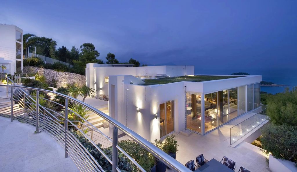 Villa en Saint-Jean-Cap-Ferrat, Francia, 700 m² - imagen 1