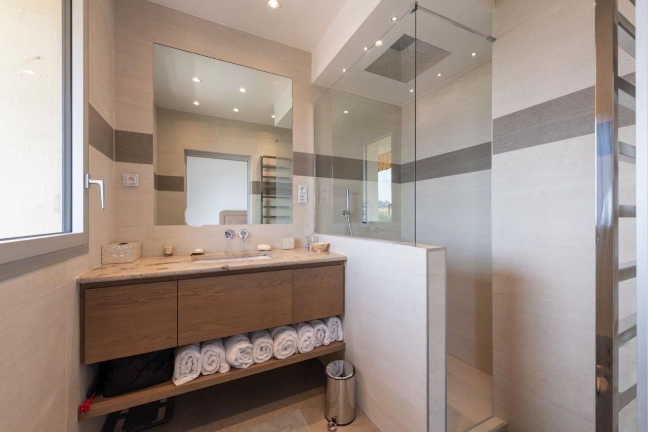 Apartamento en Villefranche-sur-Mer, Francia, 91 m² - imagen 14