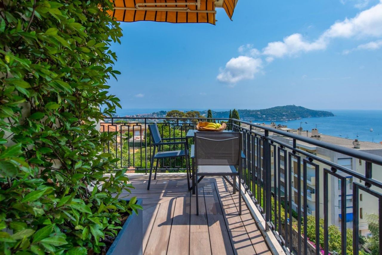 Apartamento en Villefranche-sur-Mer, Francia, 91 m² - imagen 3
