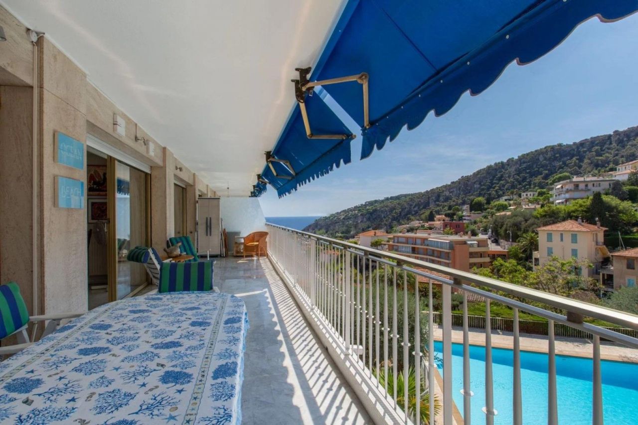 Apartment in Villefranche-sur-Mer, France, 111 m² - picture 9