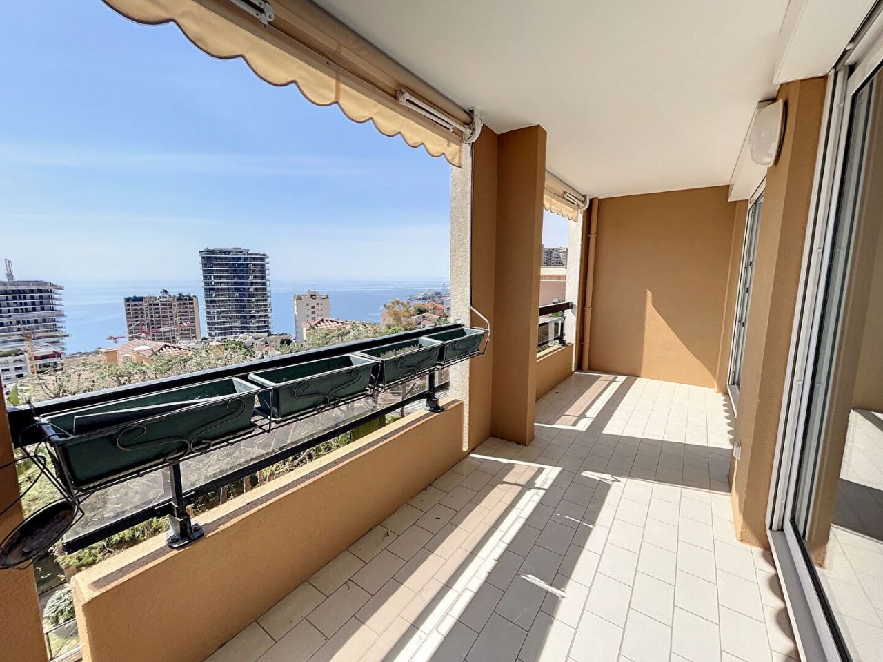 Apartment in Beausoleil, France, 78.68 m² - picture 3