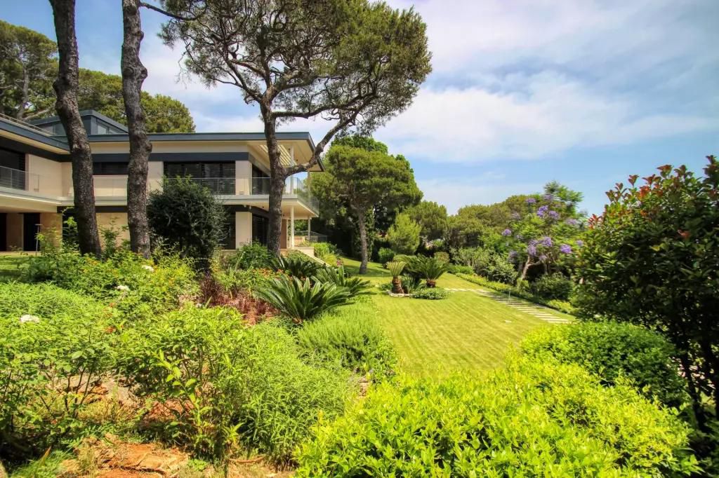 Villa in Saint-Jean-Cap-Ferrat, France, 550 m² - picture 14