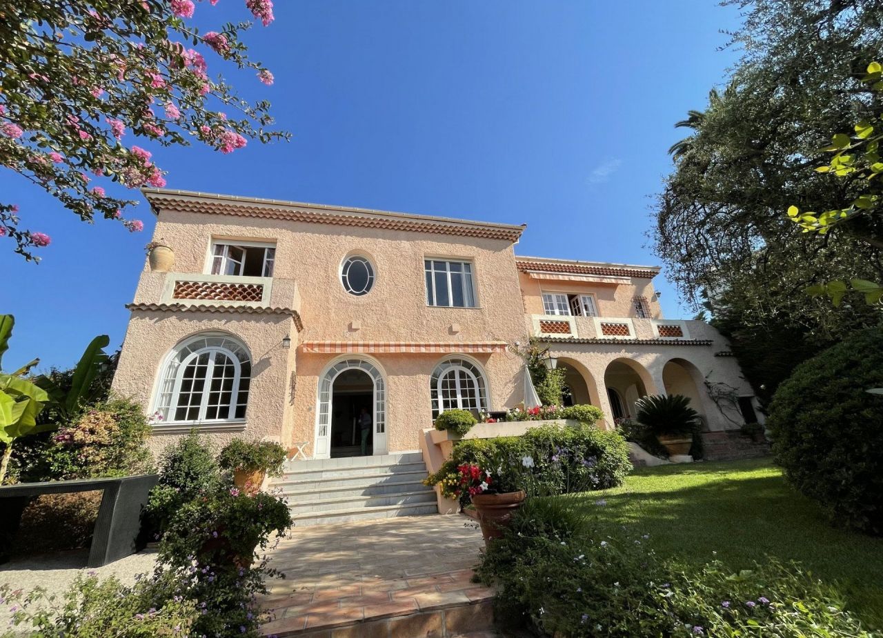 Villa à Saint-Jean-Cap-Ferrat, France, 1 178 m² - image 2