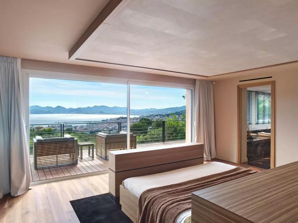 Villa in Cannes, France, 430 m² - picture 8