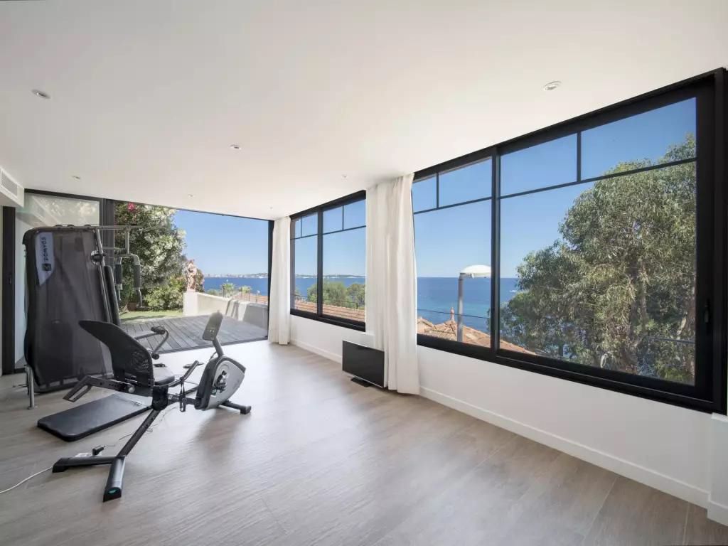 Villa in Cannes, France, 500 m² - picture 13