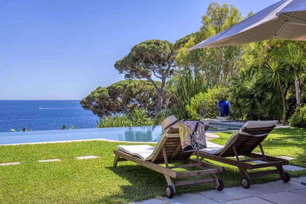 Villa in Cannes, France, 500 m² - picture 5