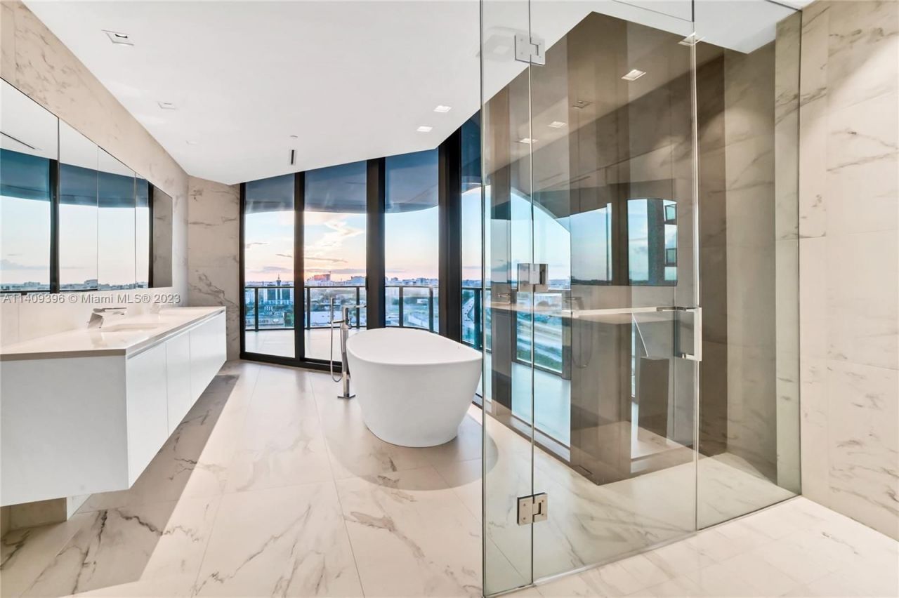 Appartement à Miami, États-Unis, 450 m² - image 13