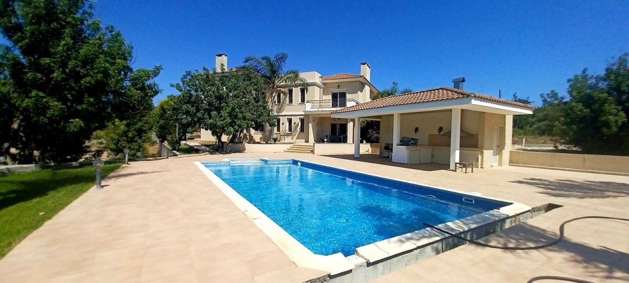 Villa à Limassol, Chypre, 450 m² - image 1