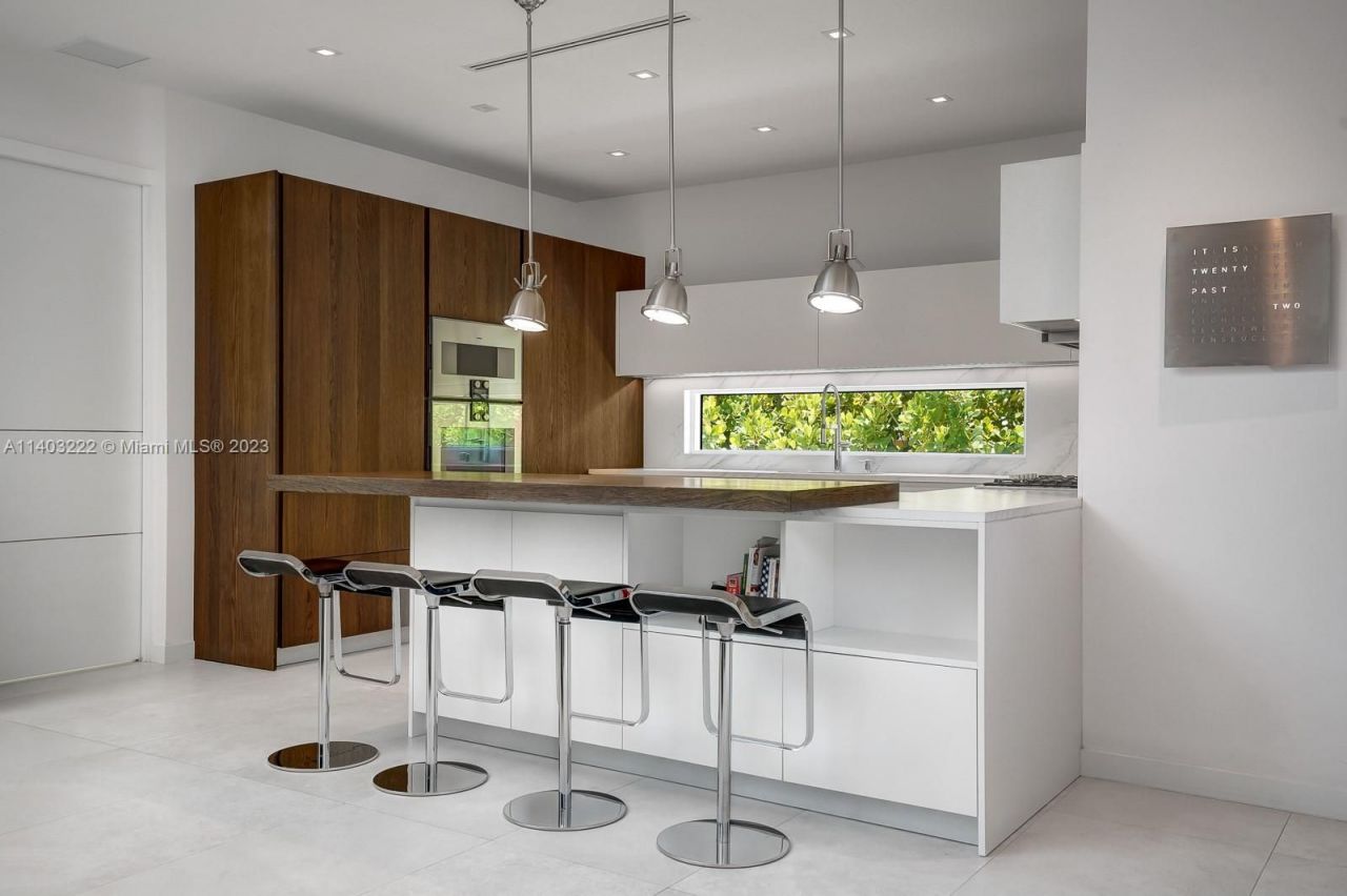 Villa in Miami, USA, 400 m² - picture 10