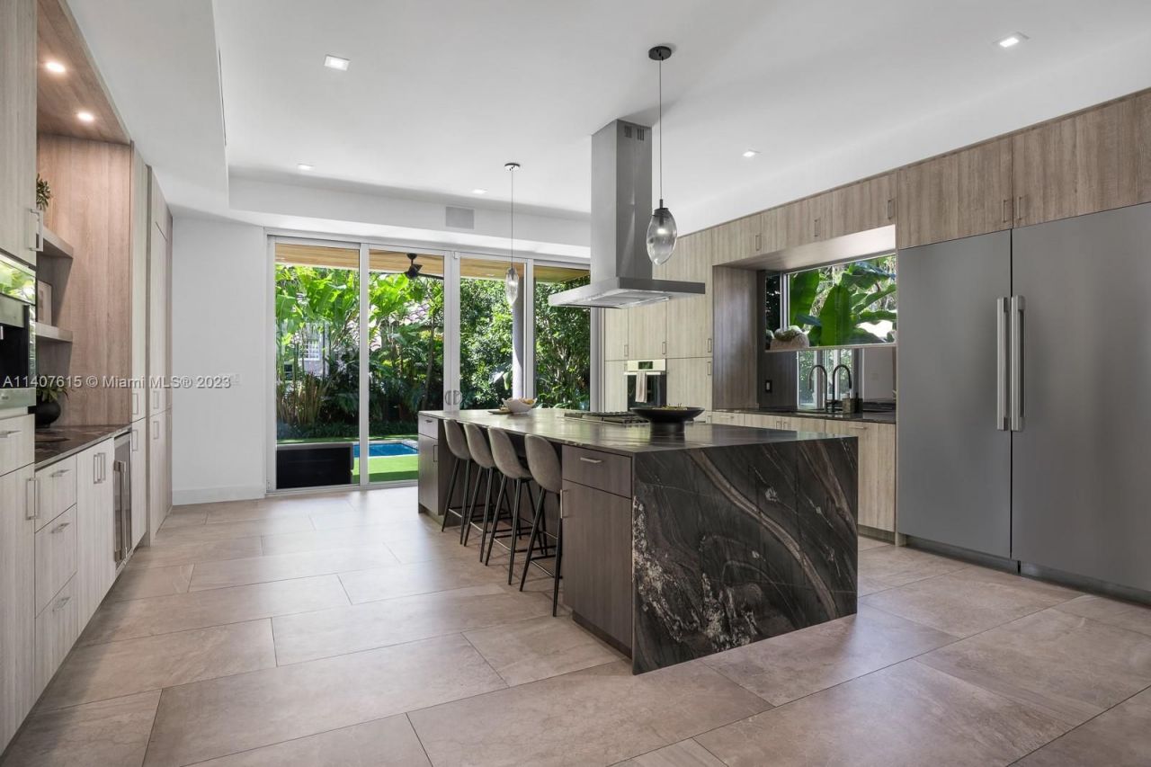 Villa in Miami, USA, 400 m² - picture 7