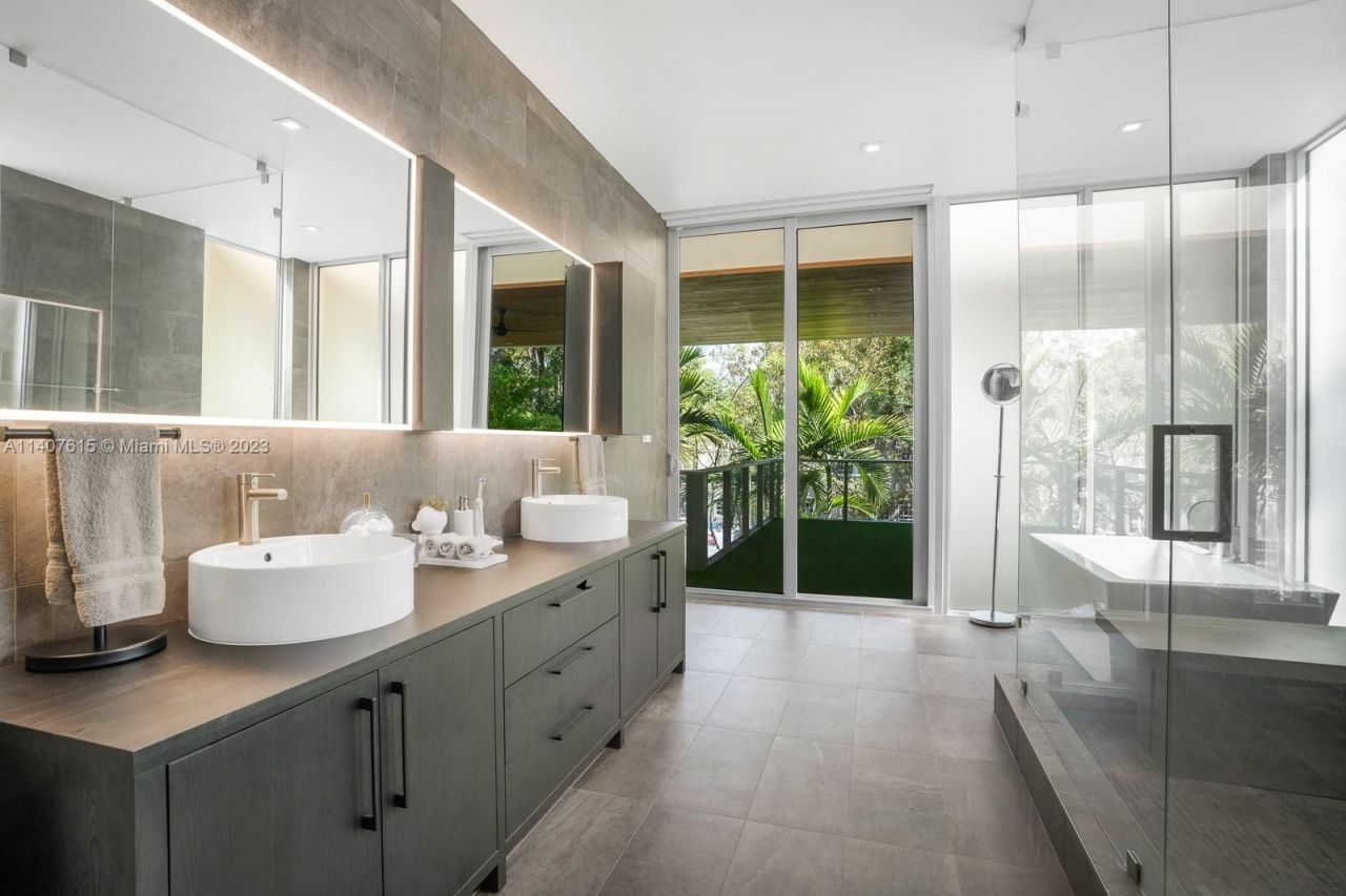 Villa in Miami, USA, 400 m² - picture 16